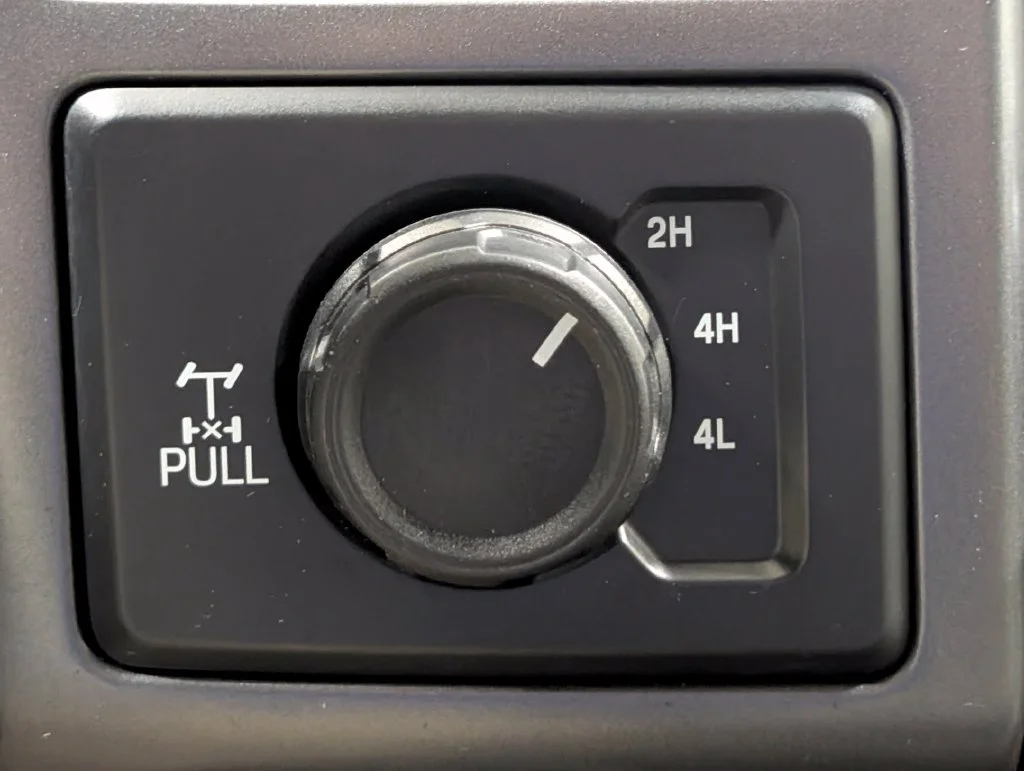 Used 2020 Oxford White Ford XLT image 7
