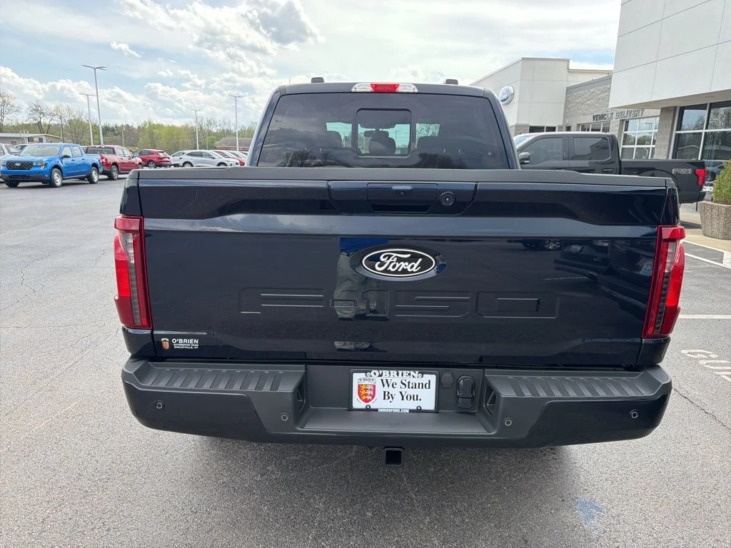New 2026 Antimatter Blue Metallic Ford XLT image 4