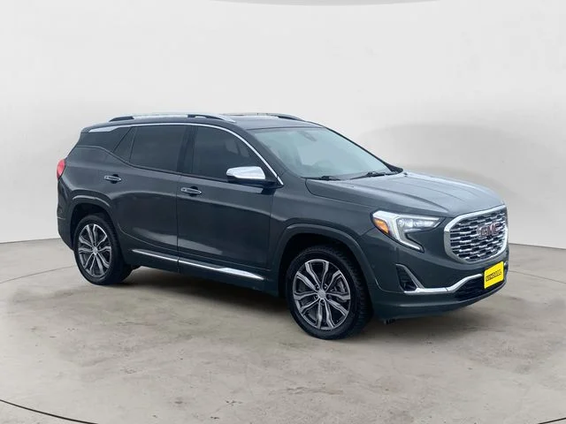Used 2018 Gray GMC Denali image 7