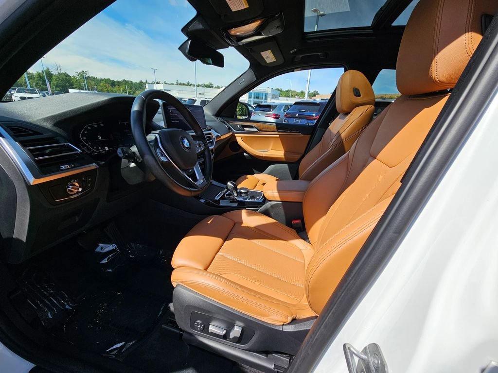 Used 2022 Mineral White Metallic BMW xDrive30i image 13