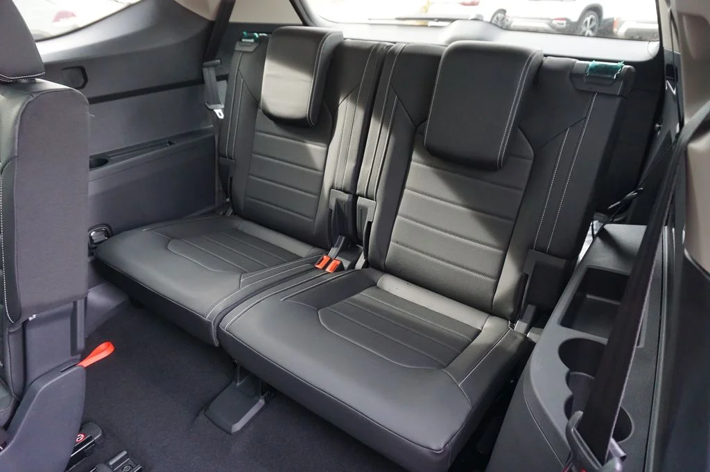 New 2026 Black Volkswagen 2.0T SEL image 12