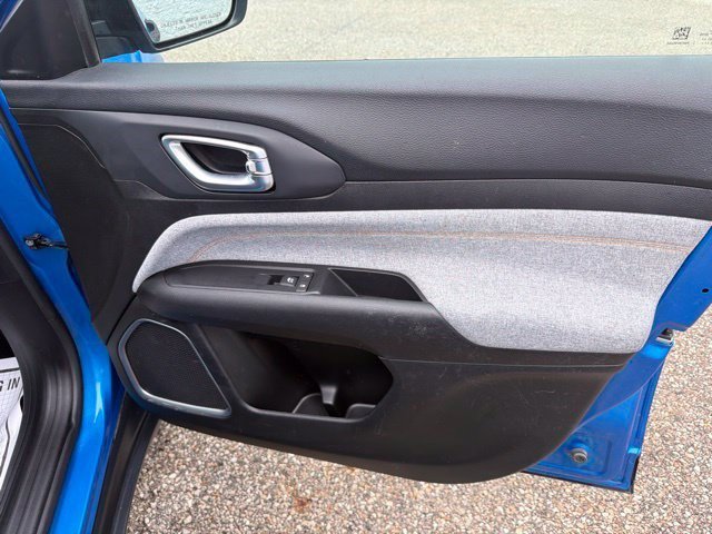 Used 2022 Laser Blue Pearlcoat Jeep Sport image 18