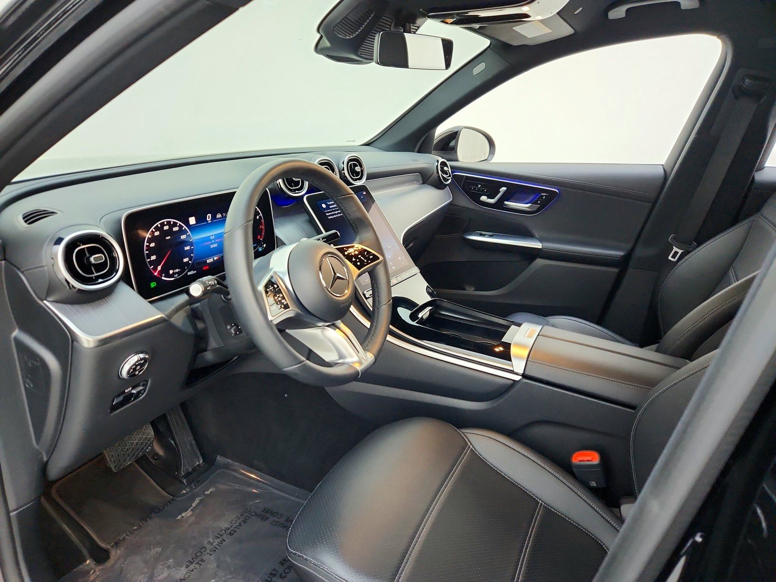 Certified Used 2023 Black Mercedes-Benz GLC 300 image 16