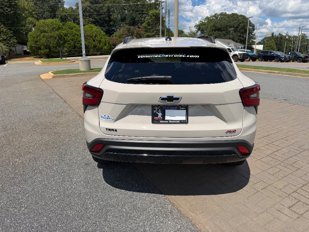 2026 Chevrolet Trax RS - Photo 6