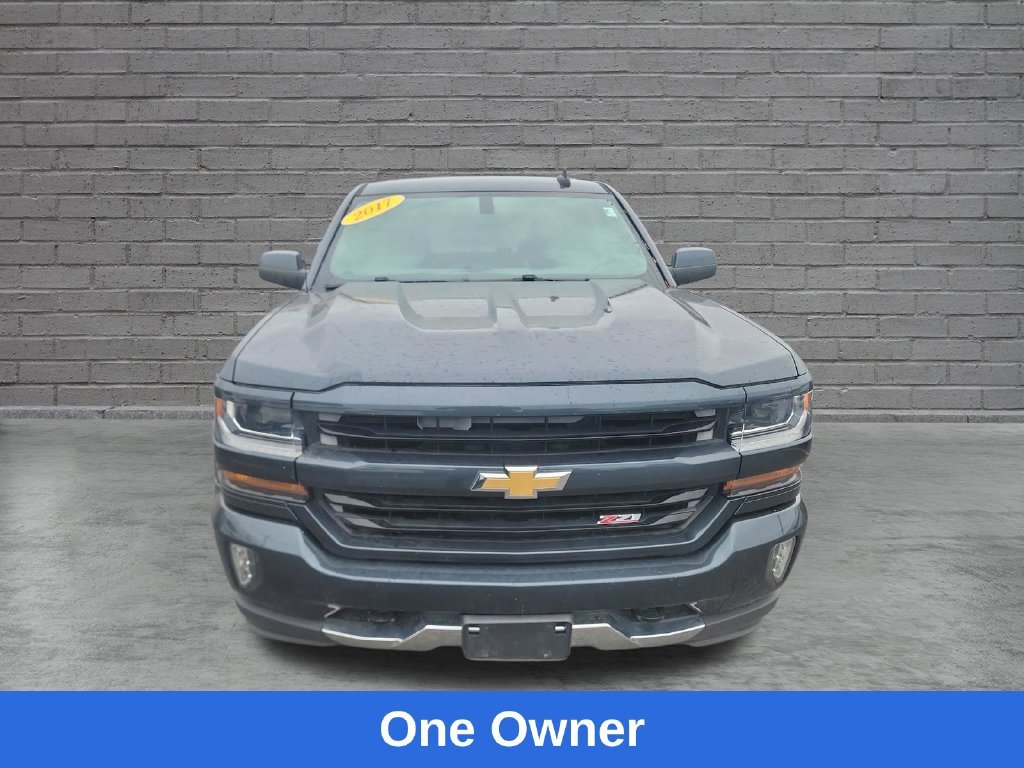 Used 2017 Gray Chevrolet LT image 2