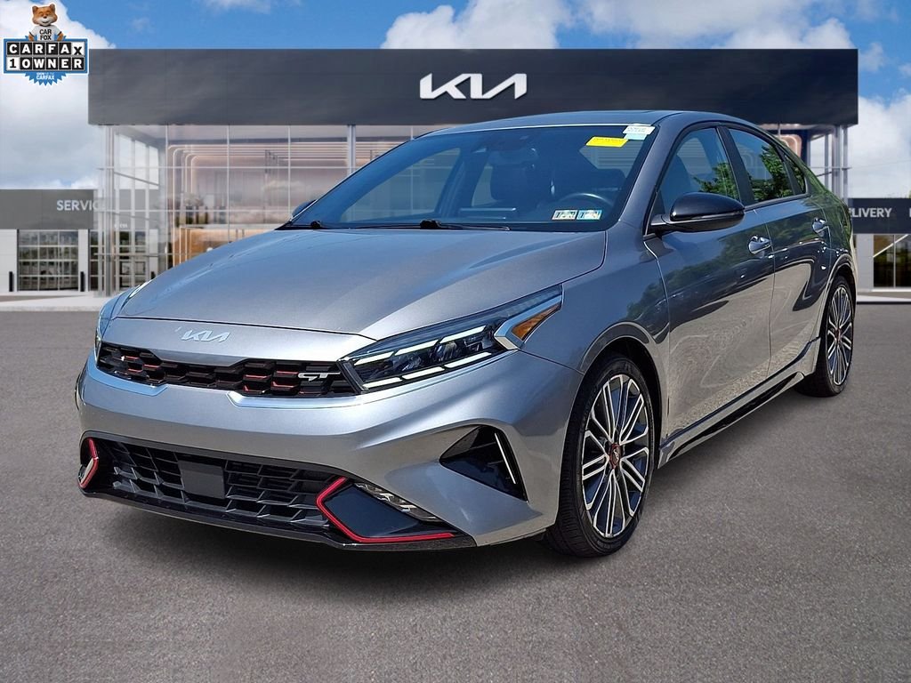 Used 2022 Gray Kia GT image 3