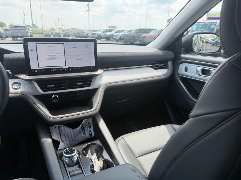 New 2026 Agate Black Metallic Ford Active image 36