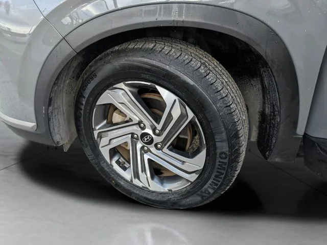 Used 2023 Gray Hyundai SEL image 30