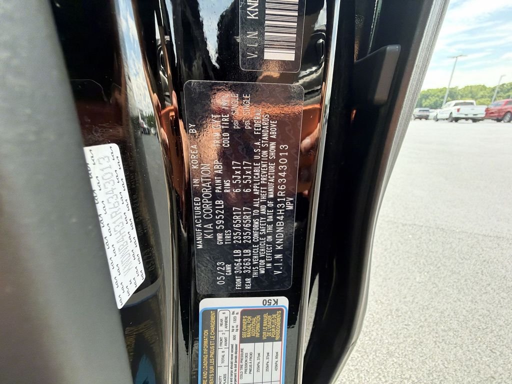 Used 2024 Black Kia LX image 19
