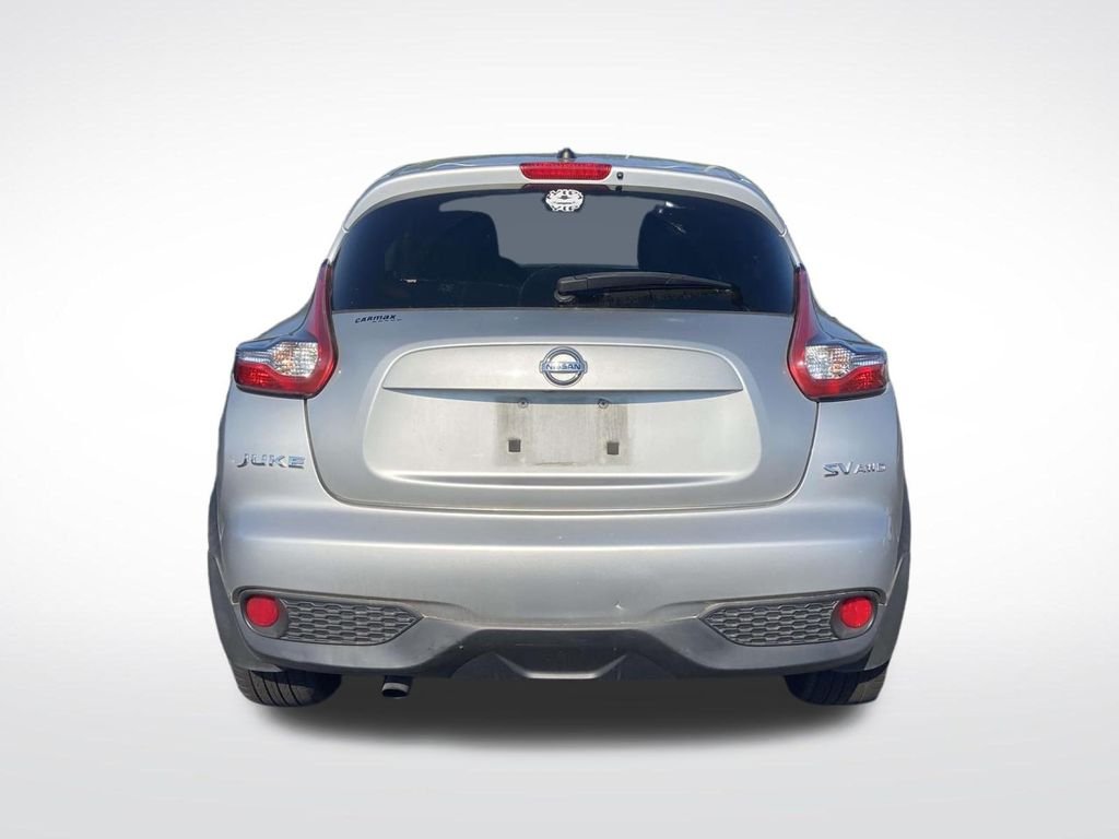Used 2015 Silver Nissan SV image 5