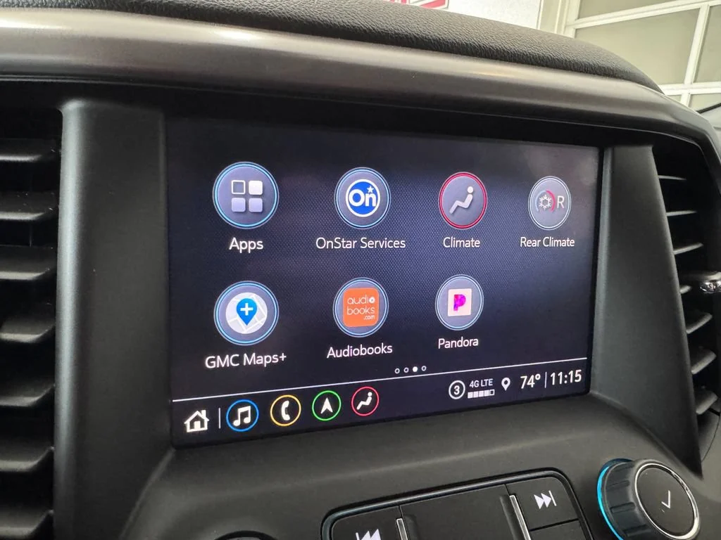 2023 GMC Acadia AT4 - Photo 19