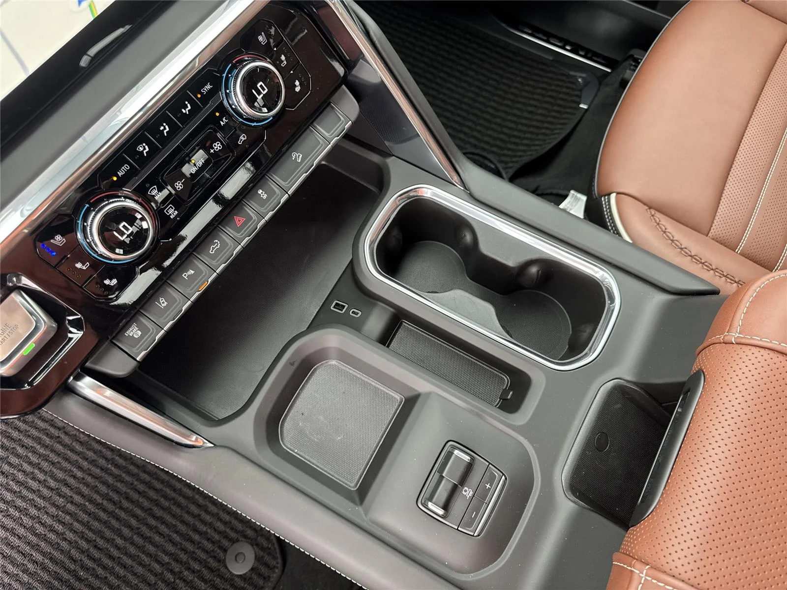 New 2026 Onyx Black GMC Denali Ultimate image 13