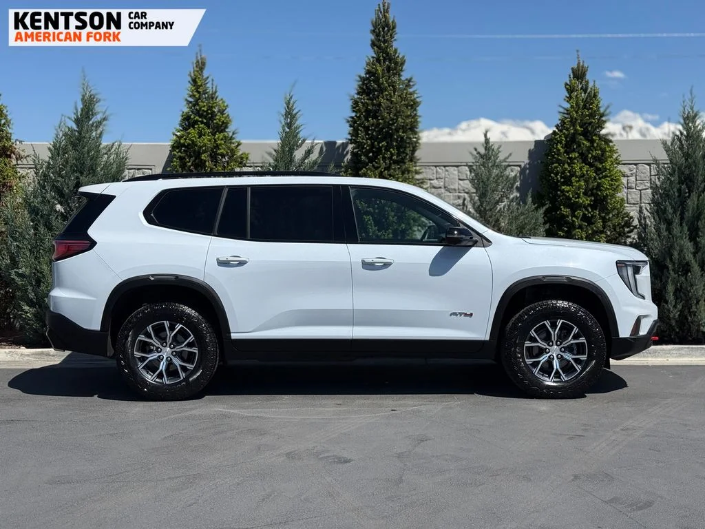 Used 2026 White GMC AT4 image 9