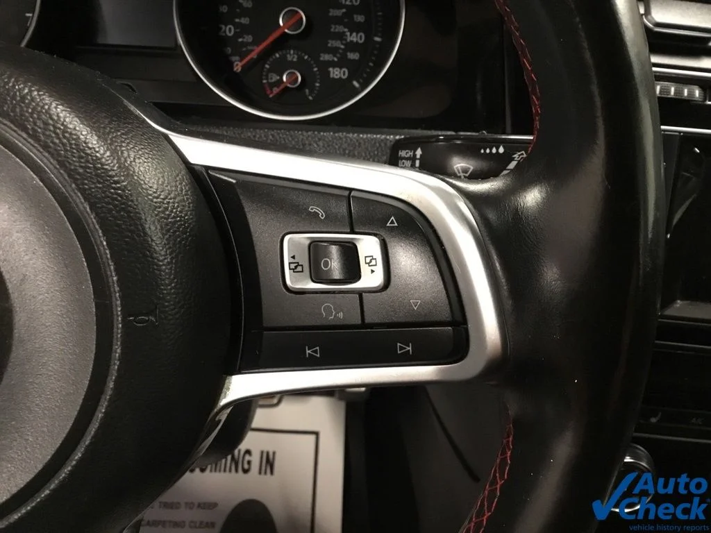 Used 2015 Red Volkswagen 2.0T SE image 46
