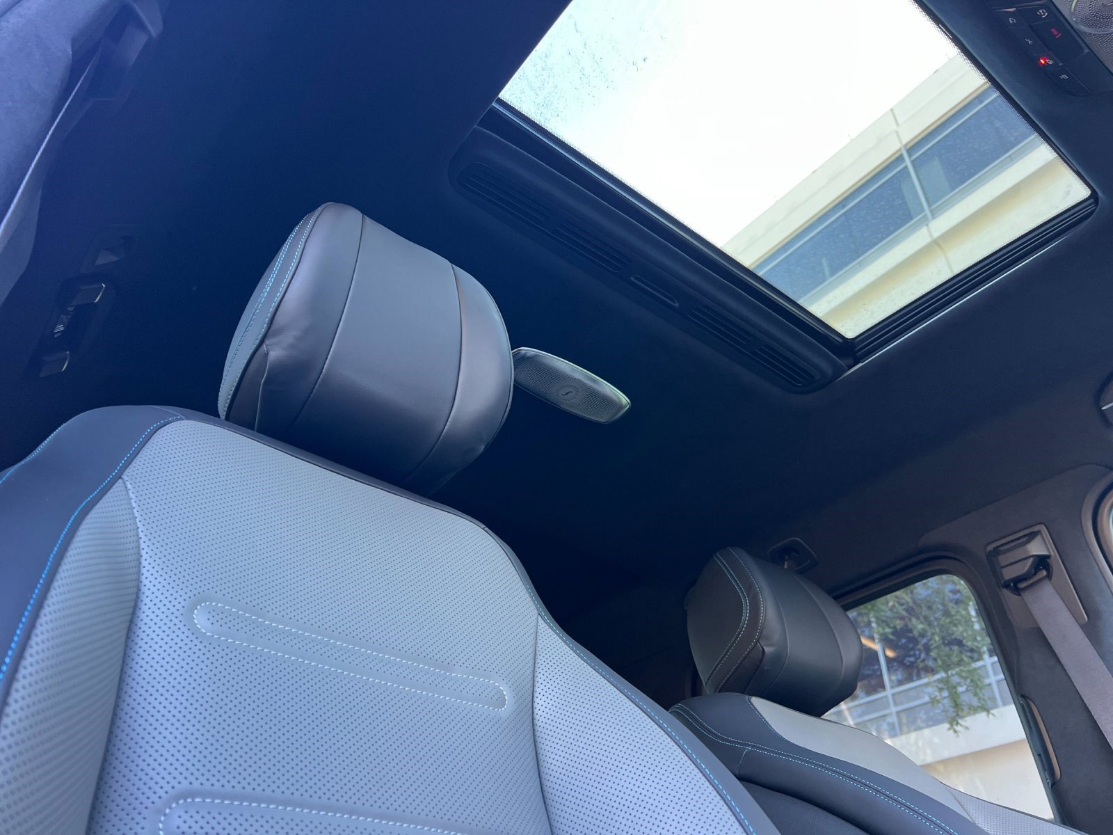 2025 Mercedes-Benz G-Class G580 - Photo 16