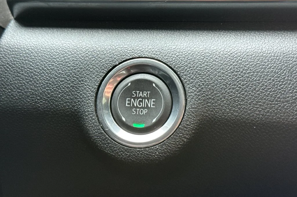 Used 2026 Sterling Metallic GMC Elevation image 23