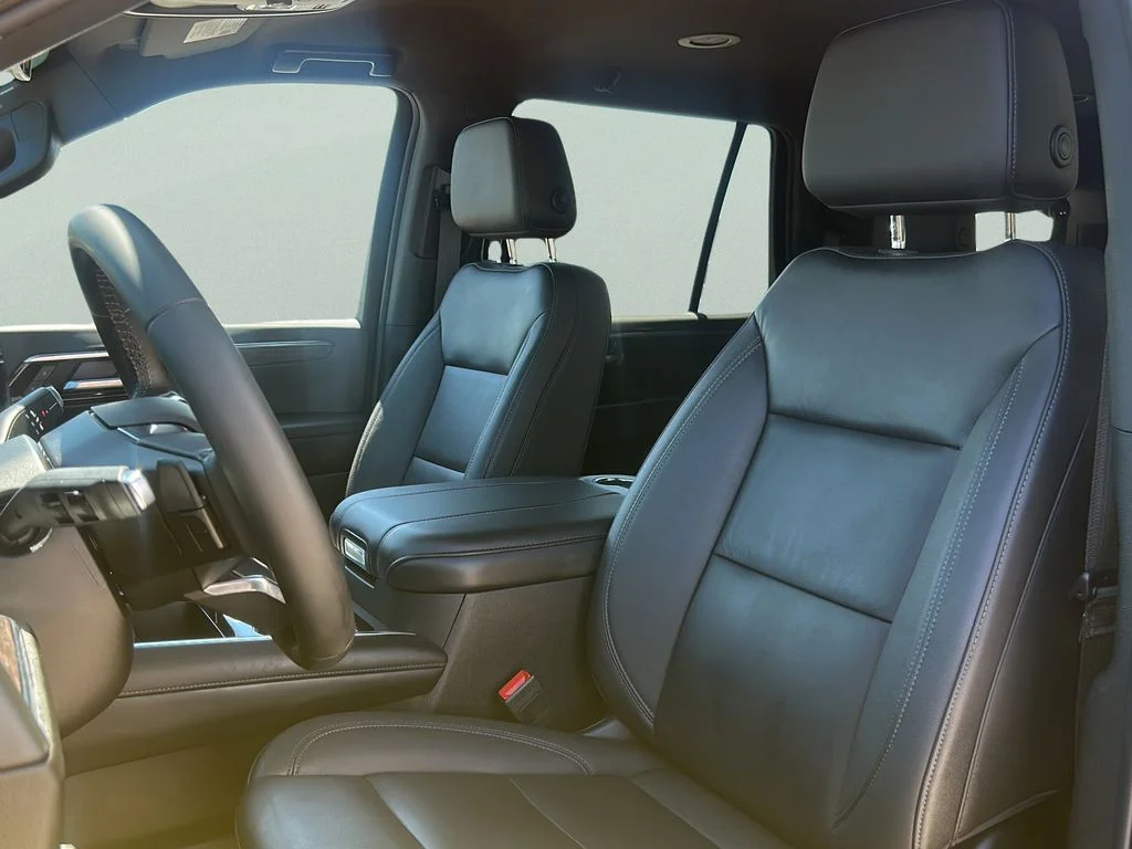 Certified Used 2025 Gray Chevrolet Z71 image 15