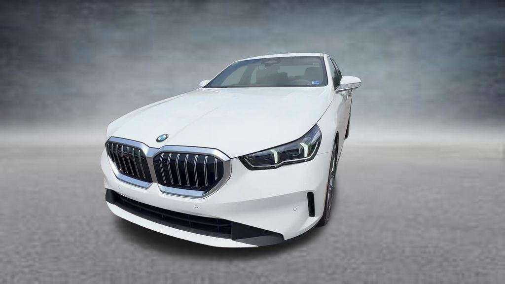 New 2027 Alpine White BMW 530i image 8