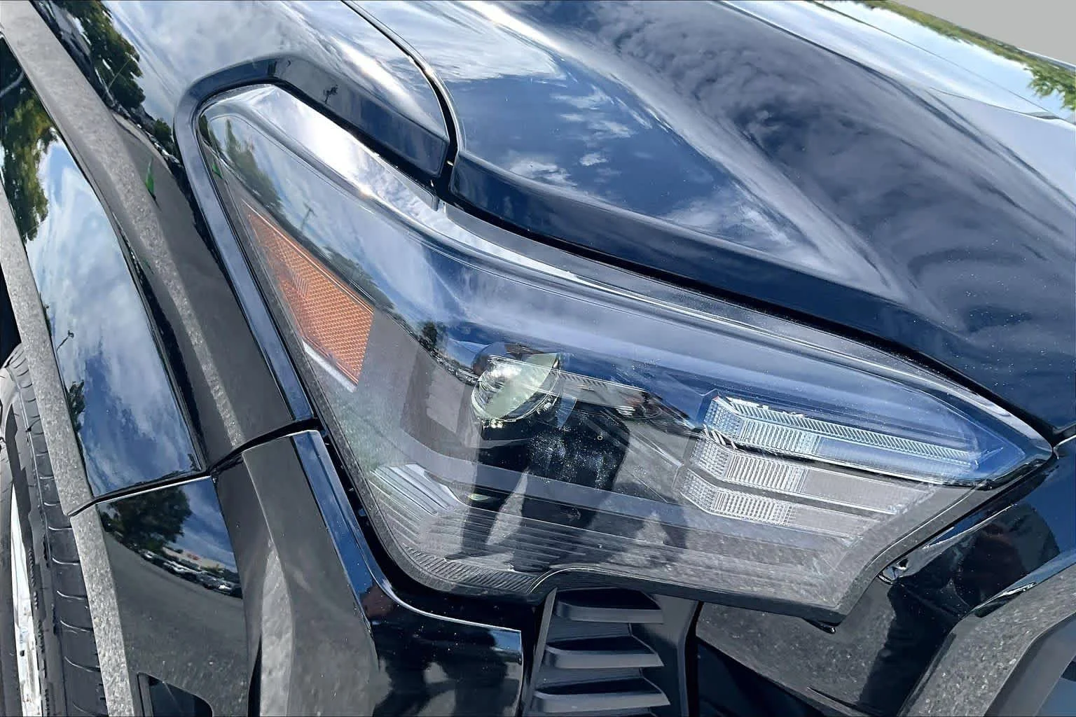 Used 2025 Black Toyota SR5 image 27