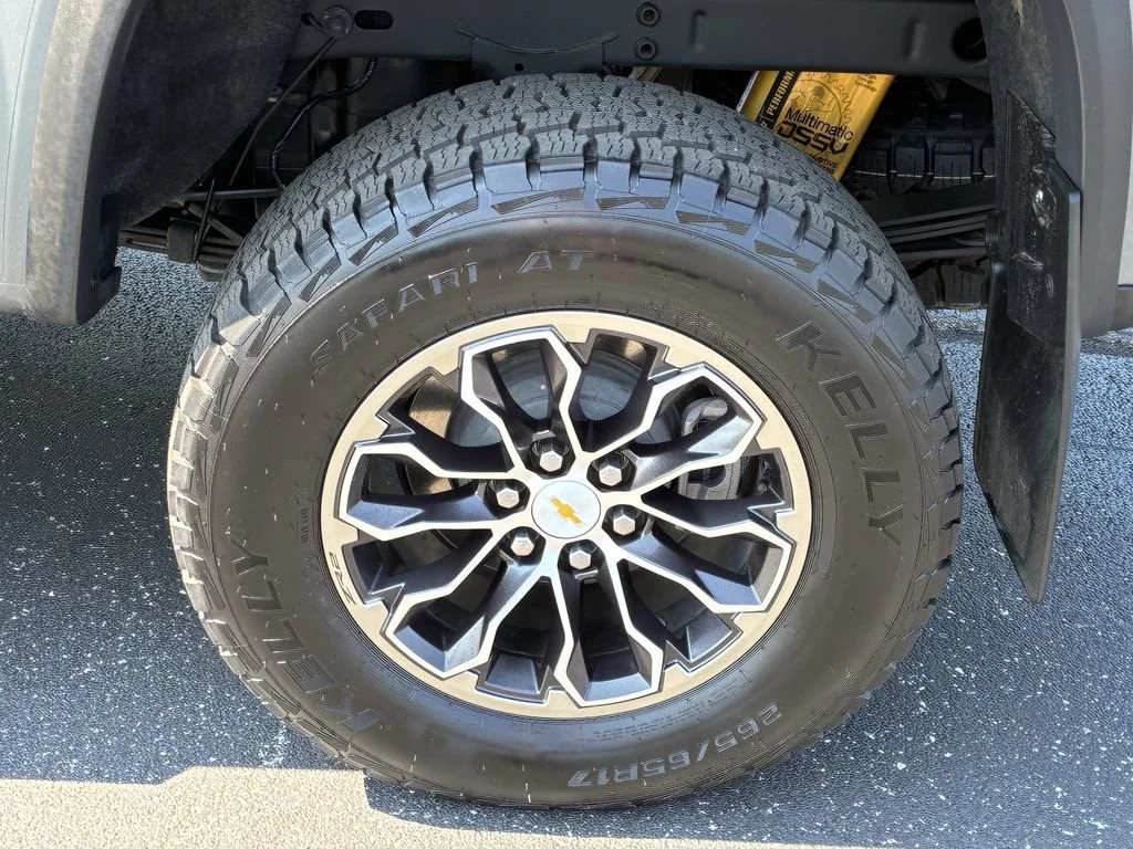 2022 Chevrolet Colorado ZR2 - Photo 10
