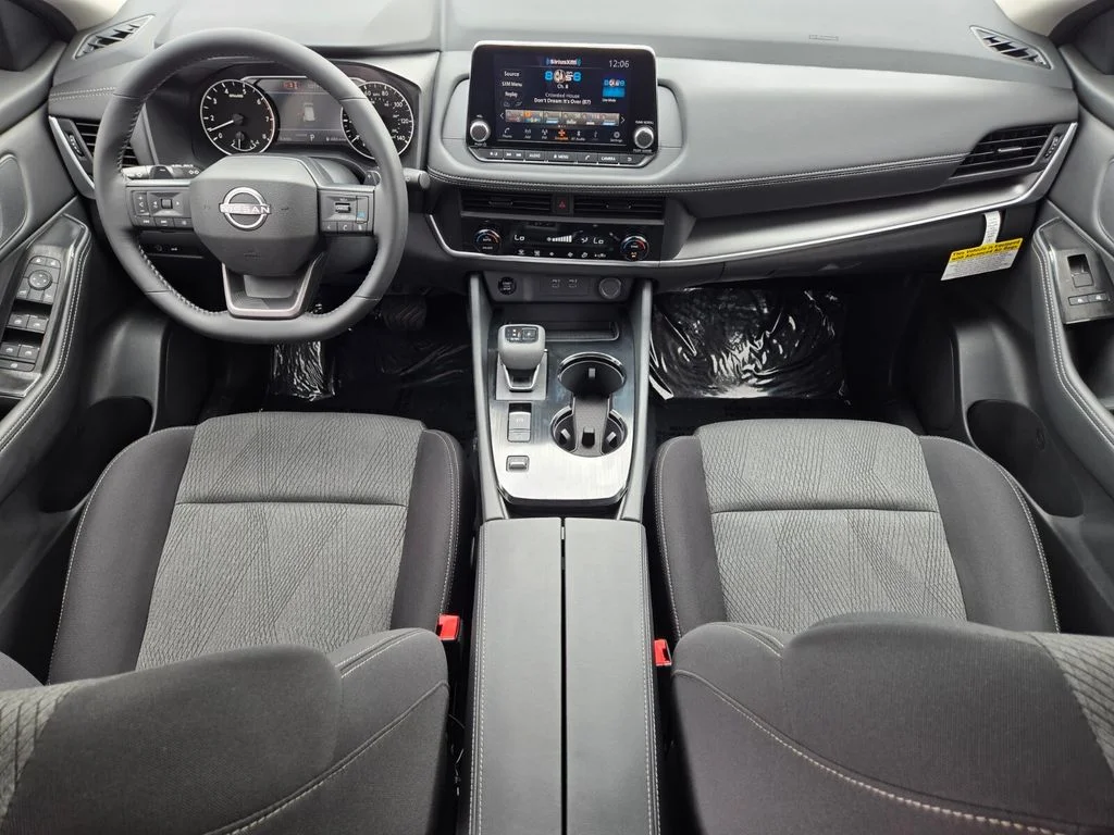 New 2026 Everest White Pearl TriCoat Nissan SV image 18