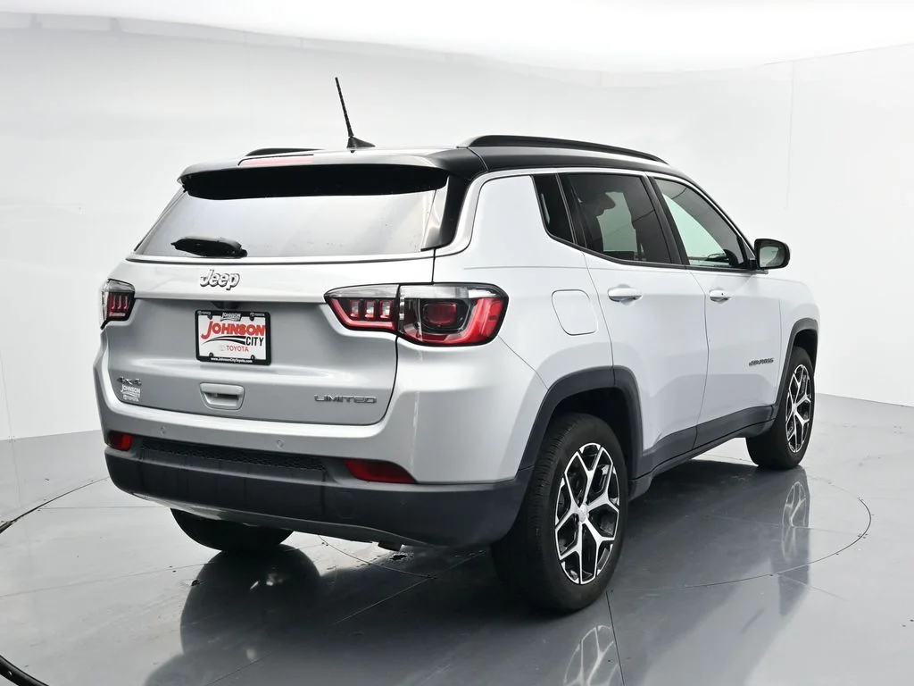 Used 2024 Silver Jeep Limited image 6