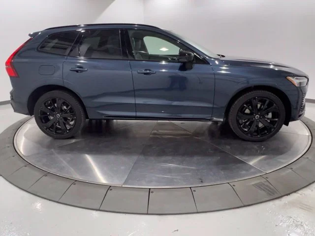 New 2027 Denim Blue Volvo Ultra image 6