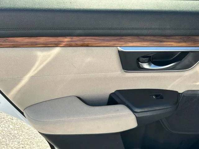Used 2019  Honda EX image 18