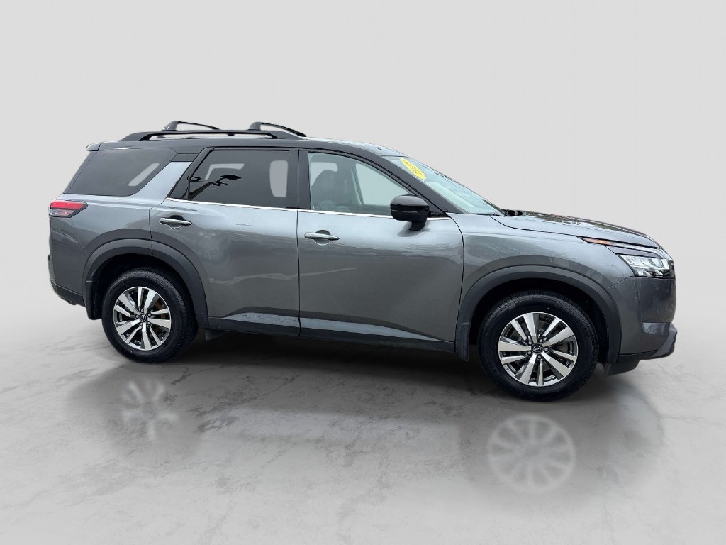 Used 2023 Gray Nissan SL image 4