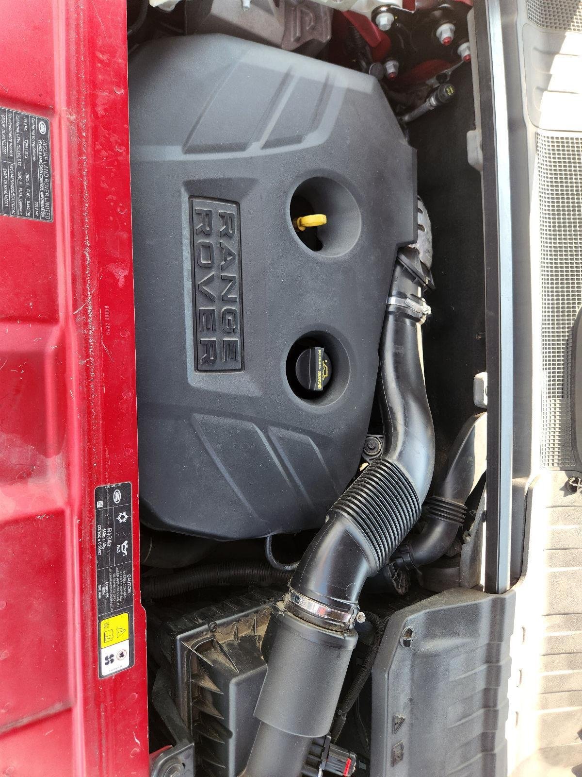 Used 2013 Firenze Red Land Rover Dynamic Premium image 30