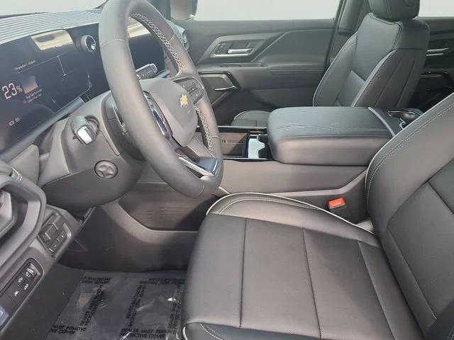 New 2026 Black Chevrolet LT - Extended Range image 18