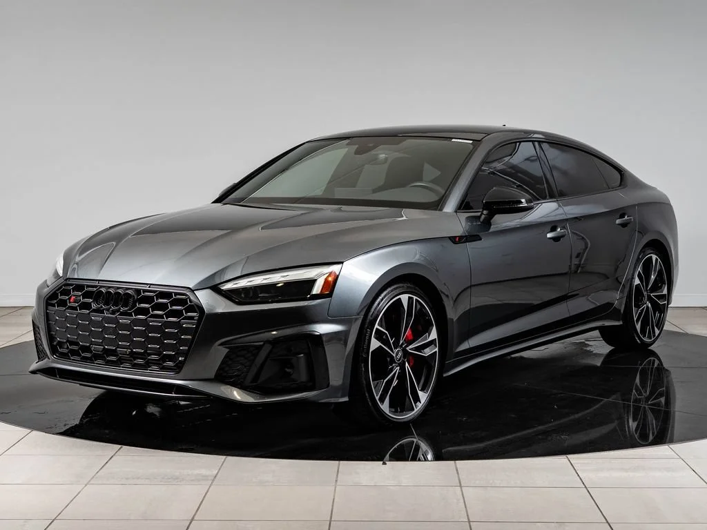 Used 2022 Daytona Gray Pearl Effect Audi Premium Plus image 1