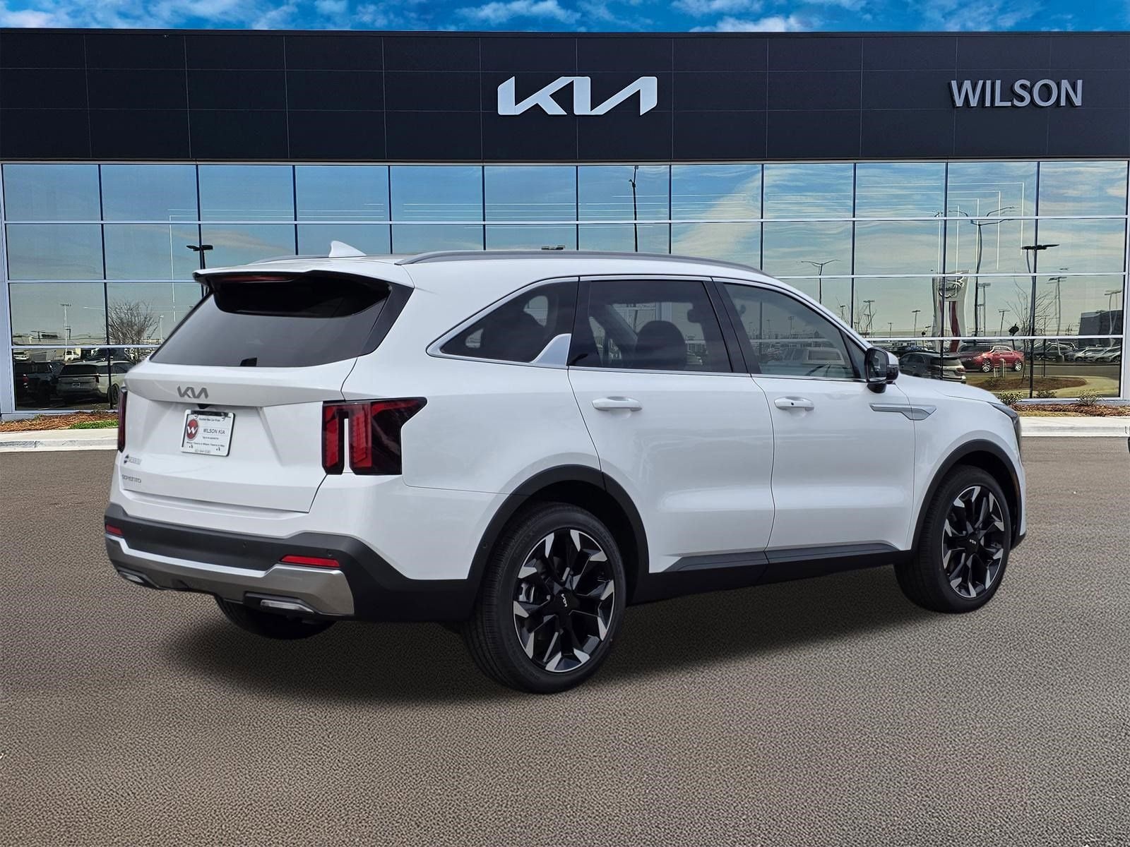 New 2026 White Kia SX image 2