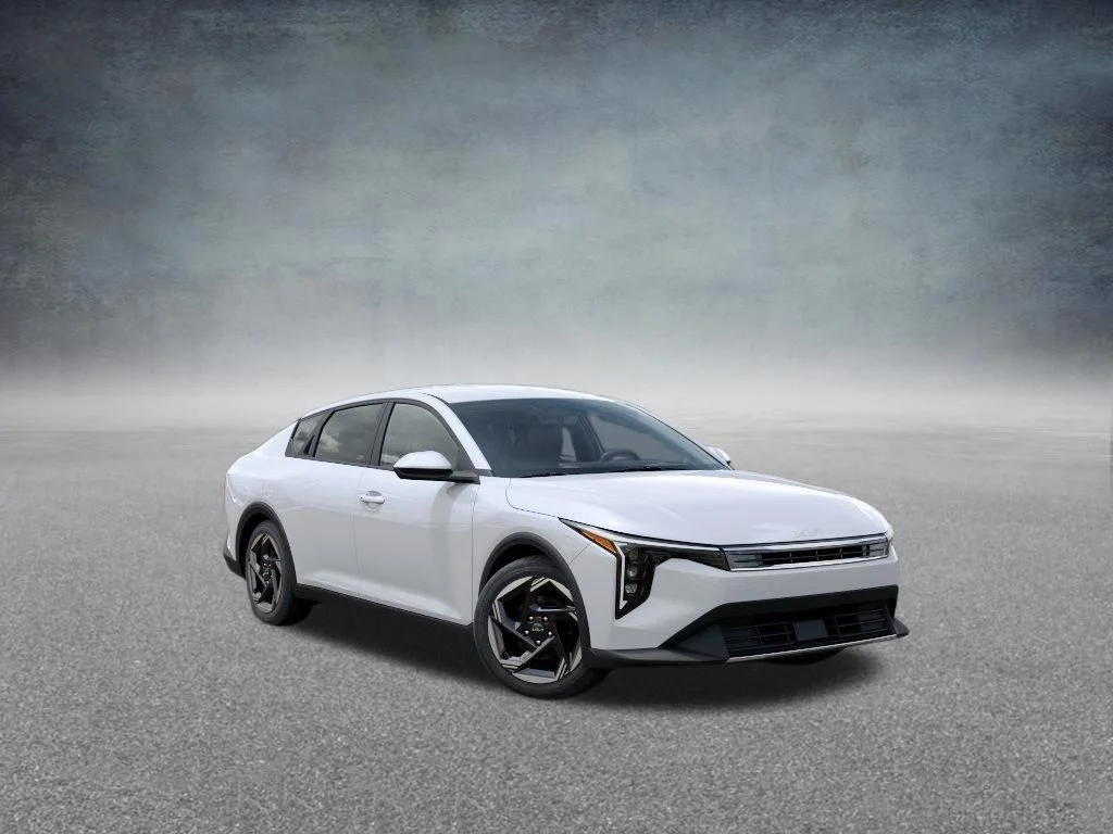 New 2026 Snow White Pearl Kia EX image 8