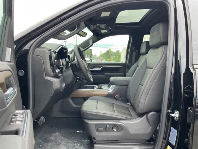 New 2026 Black Chevrolet High Country image 9