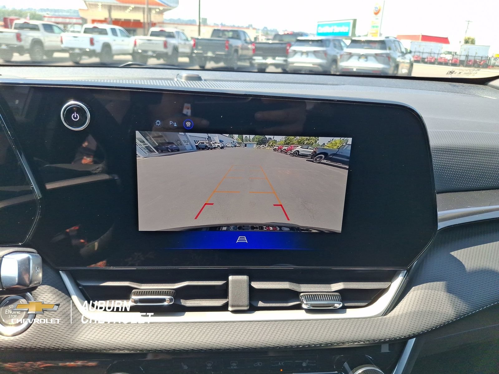2027 Chevrolet Equinox LT - Photo 14