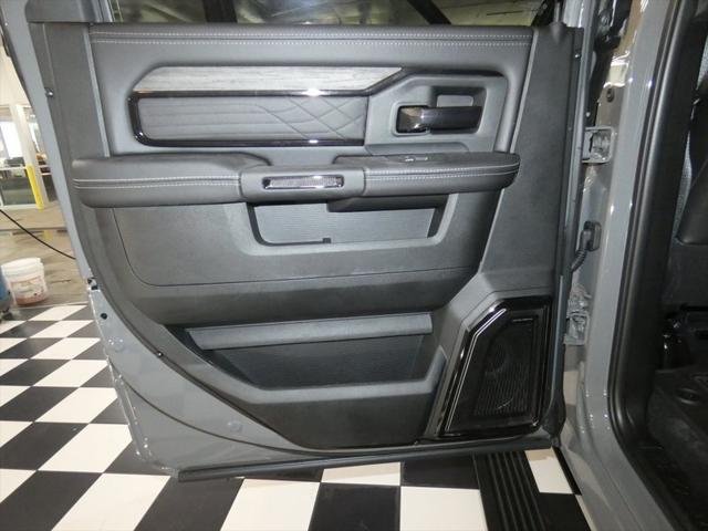 New 2026 Ceramic Gray Clearcoat RAM Limited image 34