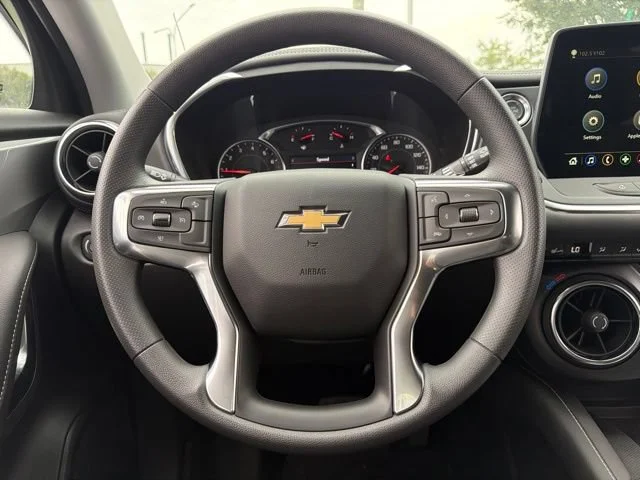 New 2026 Summit White Chevrolet 2LT image 17