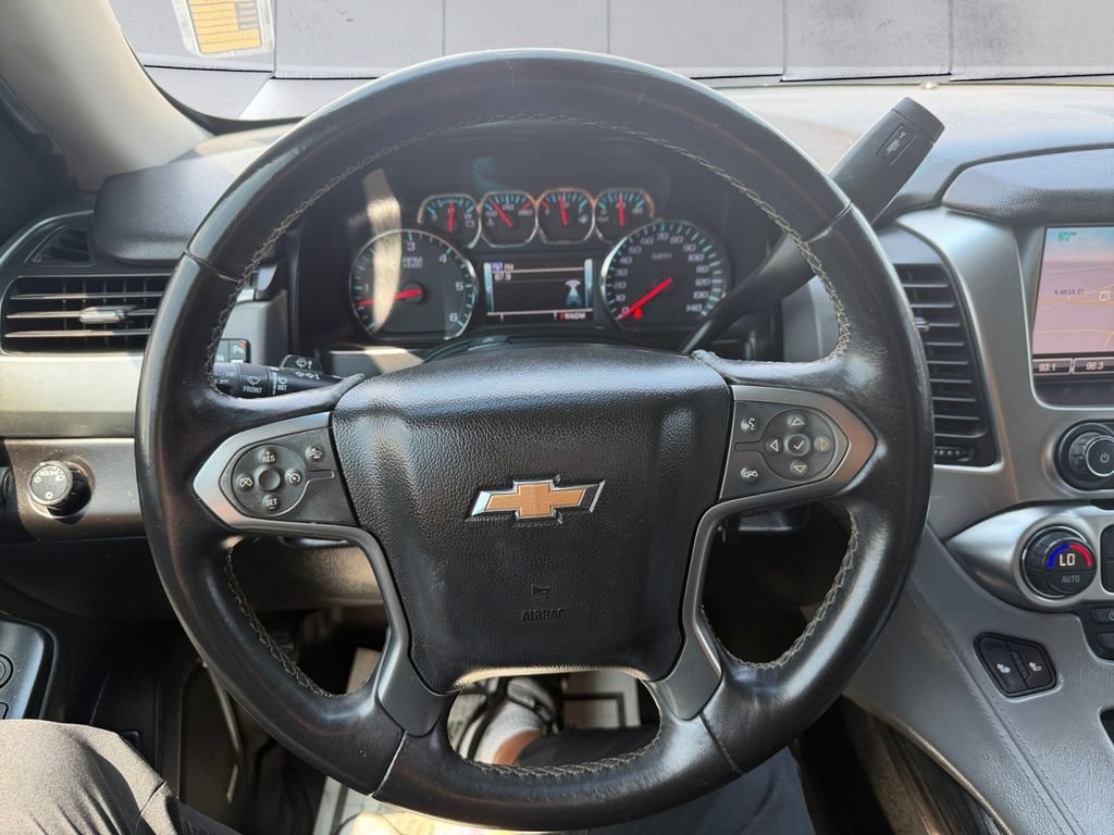 Used 2015 SILVER ICE METALLIC Chevrolet LT image 9