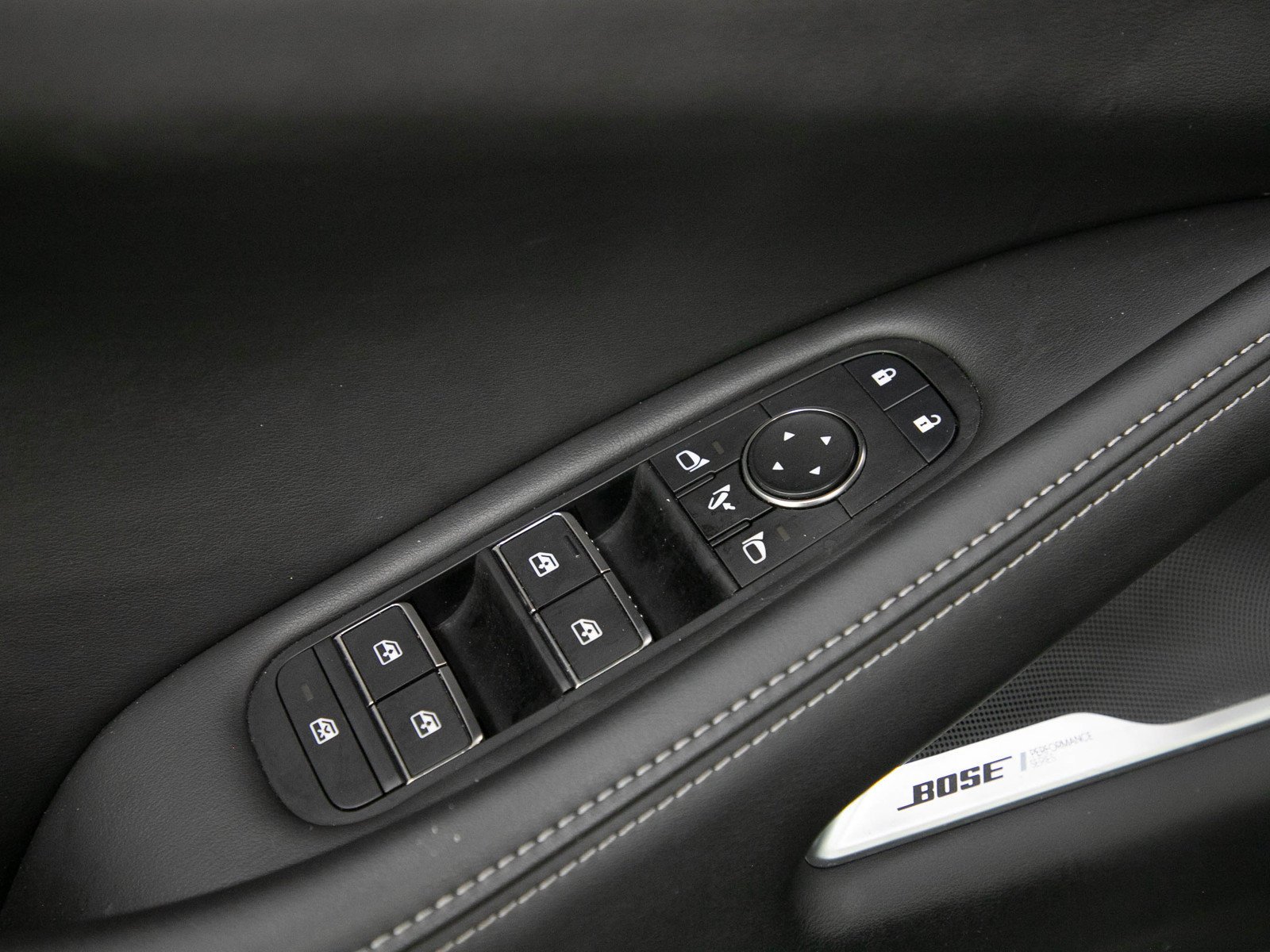 Used 2023 Graphite Shadow INFINITI Sensory image 25