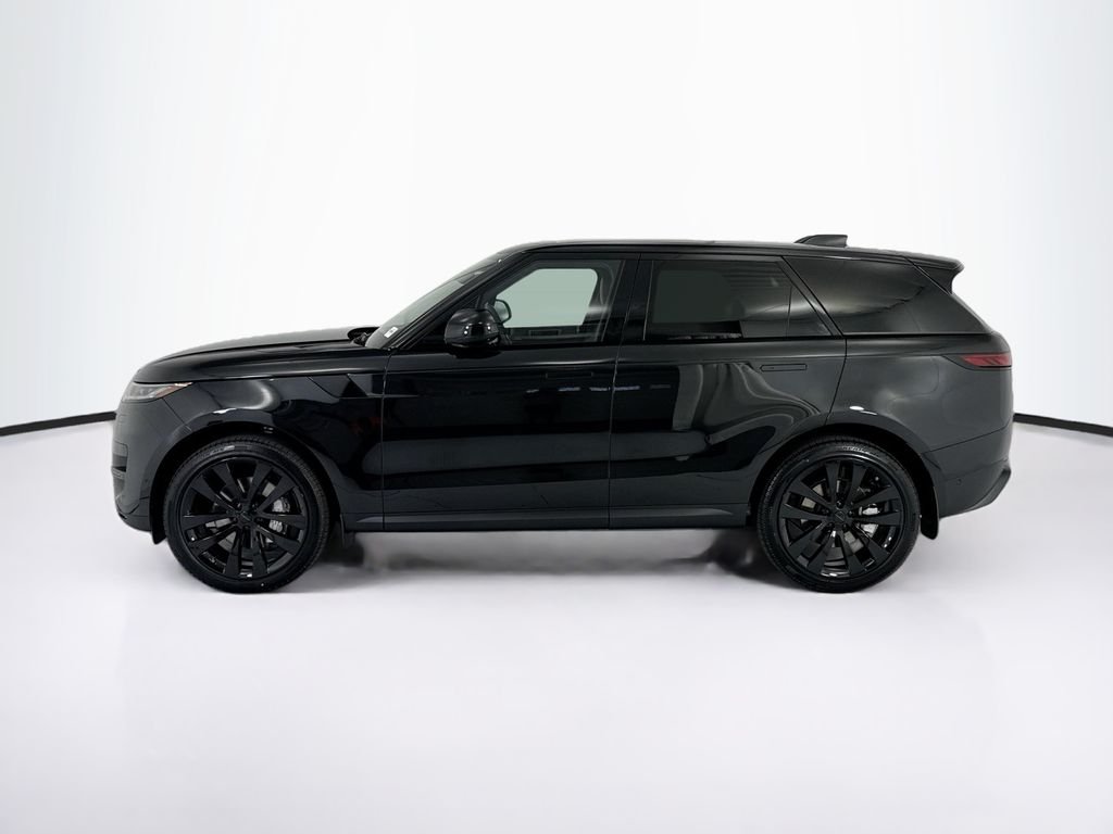New 2026 Santorini Black Land Rover SE image 8