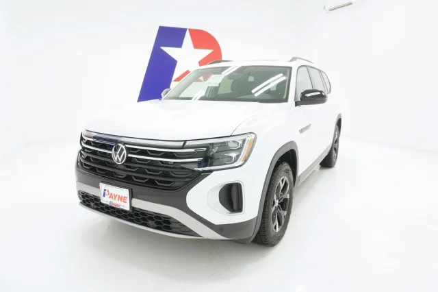 New 2026 Opal White Pearl Volkswagen 2.0T Peak Edition image 1