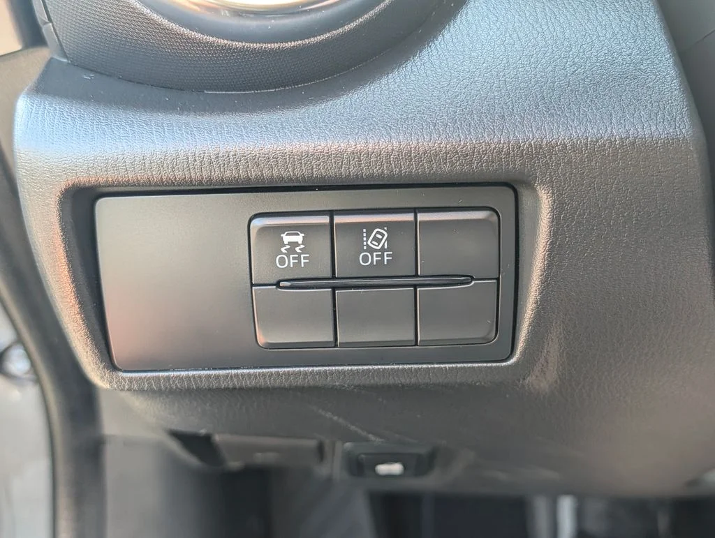 Used 2023 Gray Mazda Grand Touring image 27