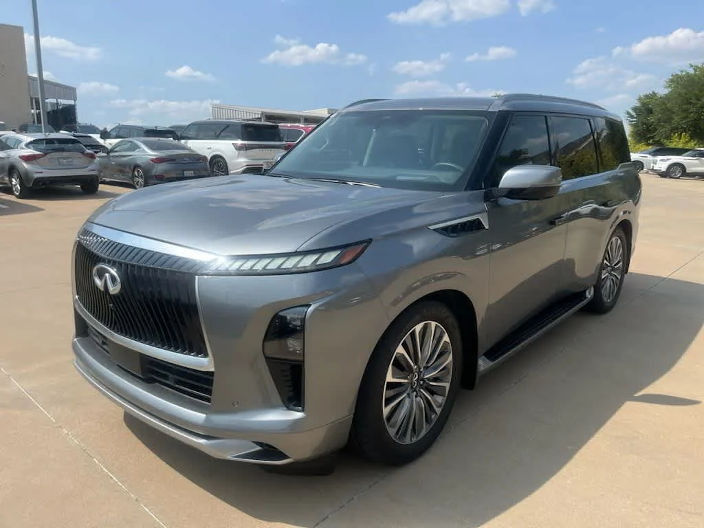 Certified Used 2026 Dynamic Metal INFINITI LUXE image 12