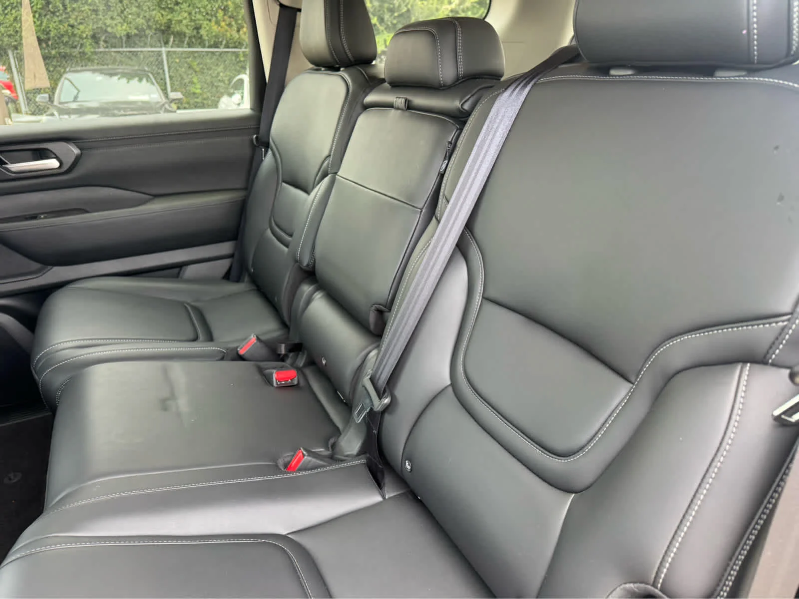 Used 2025 Gun Metallic Nissan SV image 24