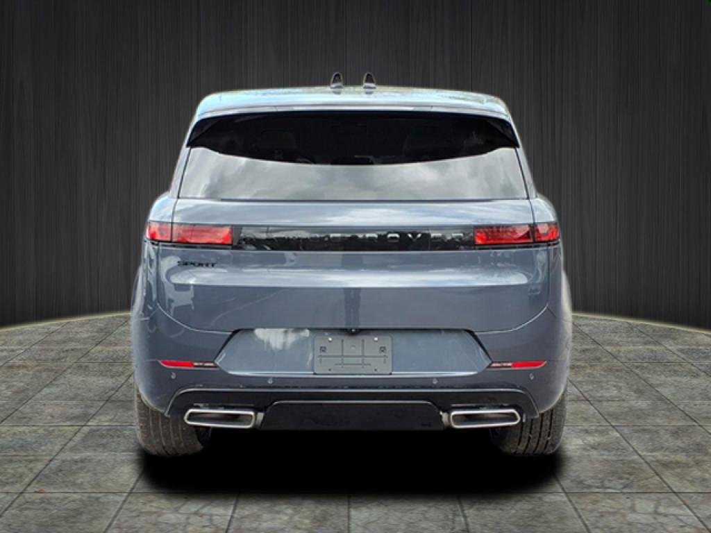 New 2026 Varesine Blue LAND ROVER Dynamic SE image 3