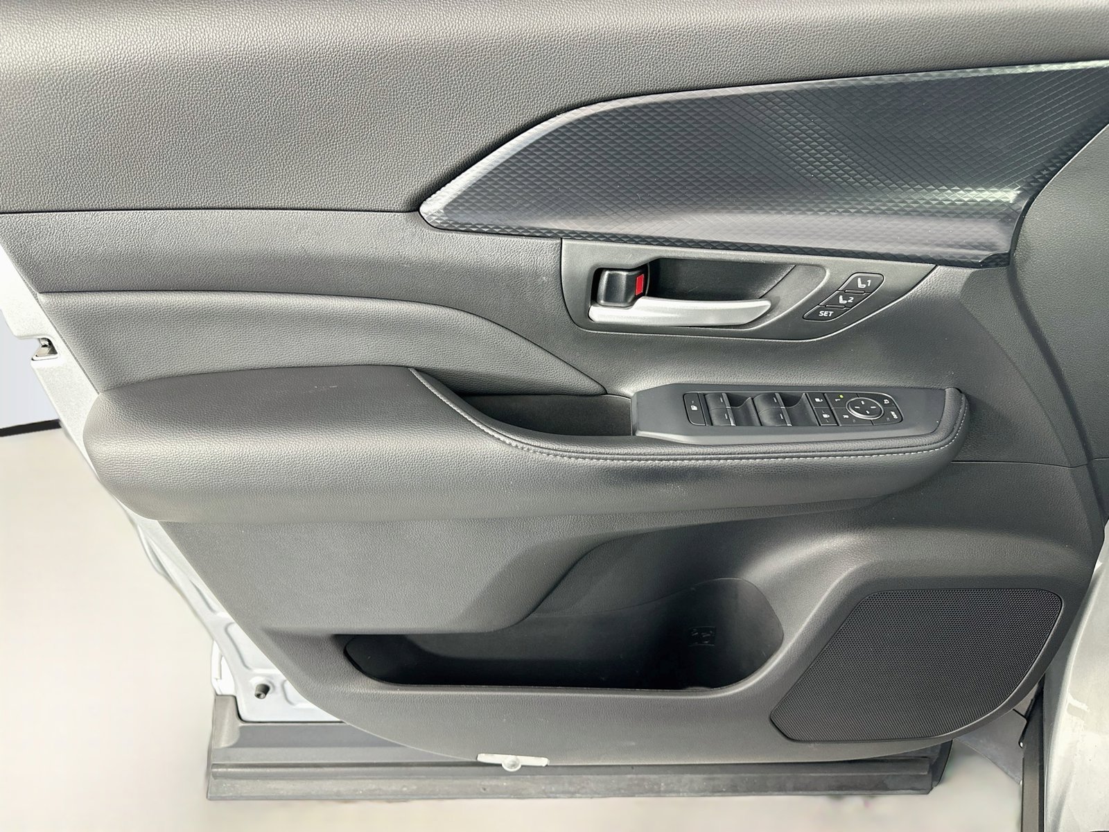 2024 Toyota Grand Highlander Platinum - Photo 27