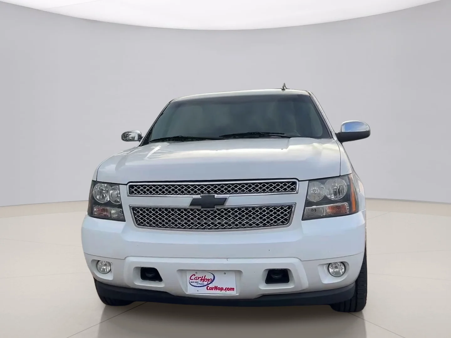 Used 2012 White Chevrolet  image 2