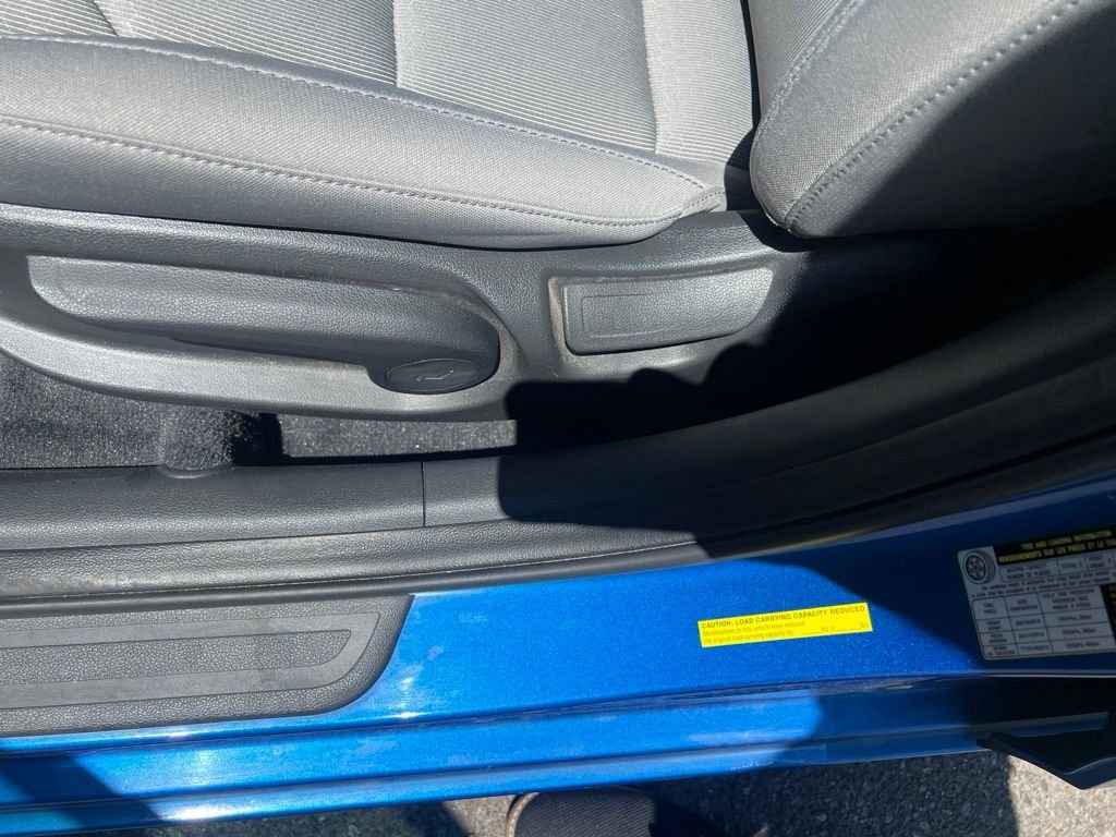 Used 2018 Blue Hyundai Value Edition image 17