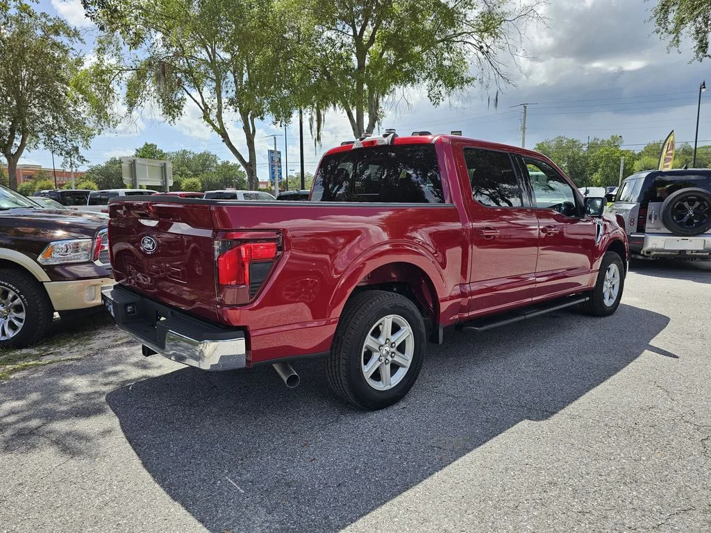 Used 2026 Red Ford XLT image 3